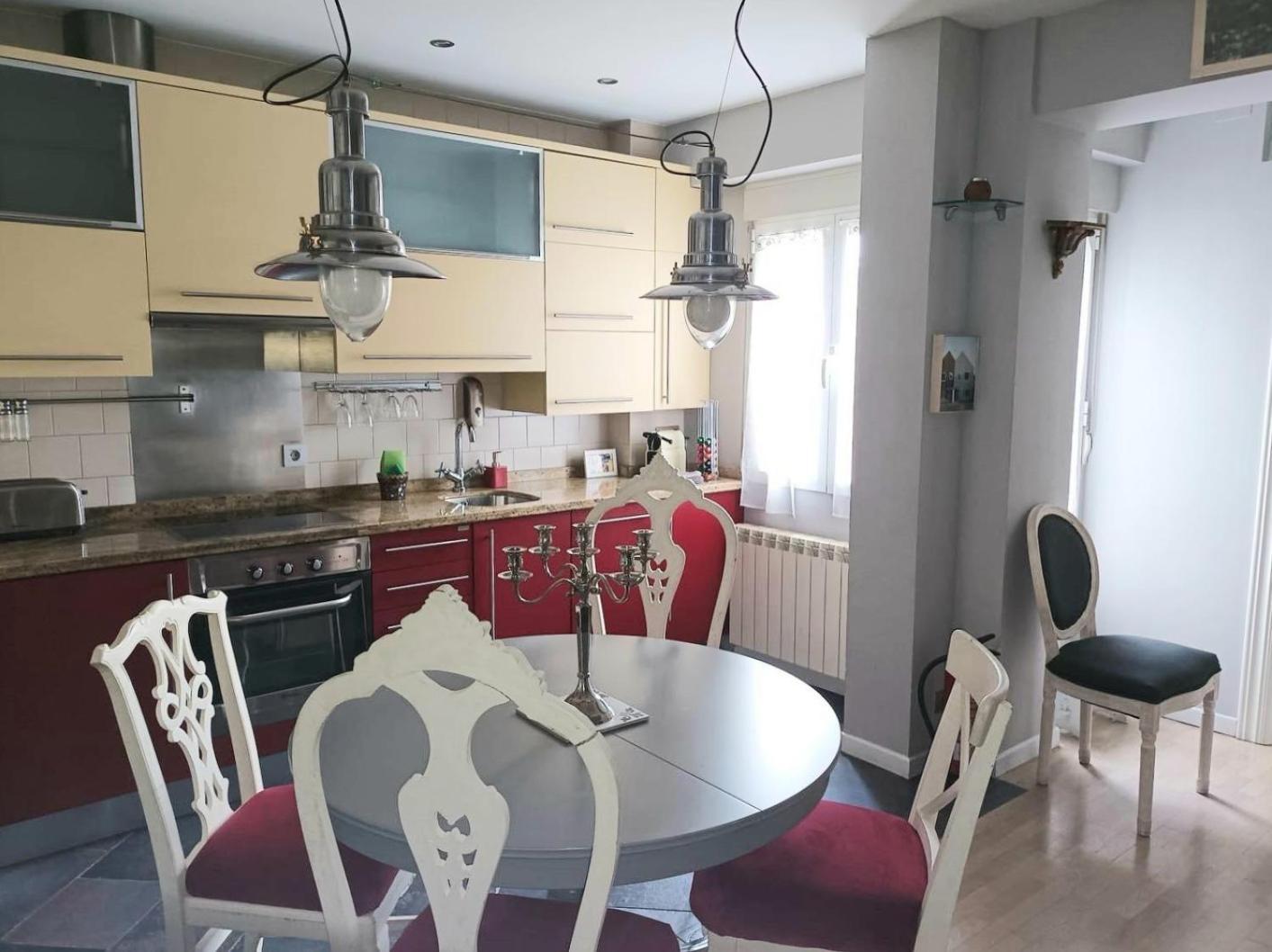 Apartamento San Quirce - Centrico Y Reformado- Wifi Y Netflix Valladolid Bagian luar foto