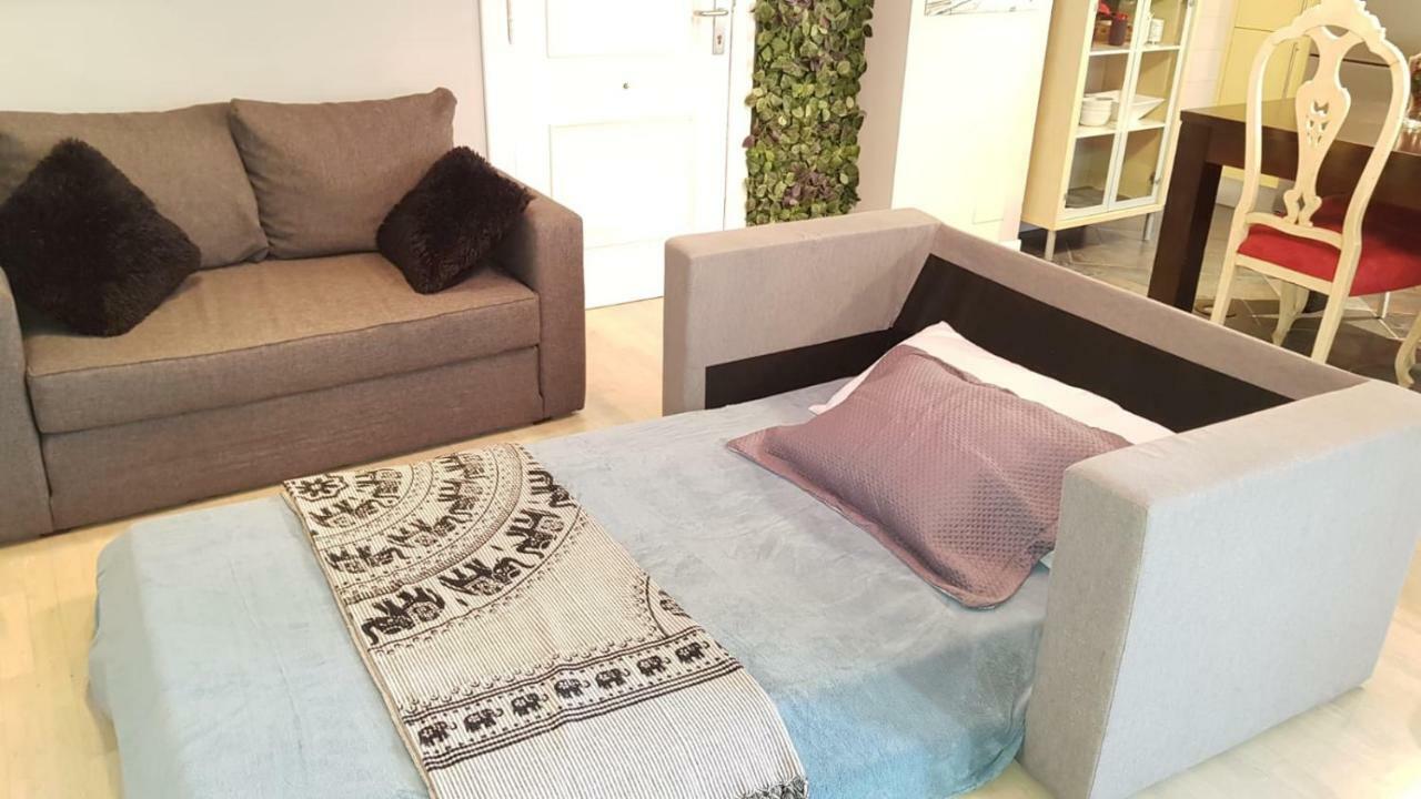 Apartamento San Quirce - Centrico Y Reformado- Wifi Y Netflix Valladolid Bagian luar foto