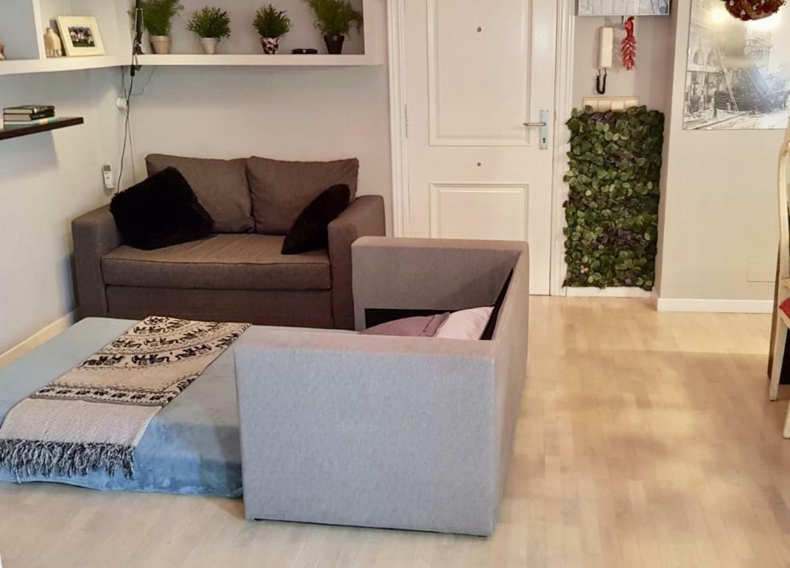 Apartamento San Quirce - Centrico Y Reformado- Wifi Y Netflix Valladolid Bagian luar foto
