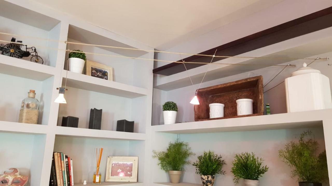 Apartamento San Quirce - Centrico Y Reformado- Wifi Y Netflix Valladolid Bagian luar foto